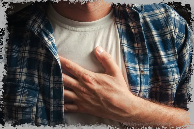 Біль у грудях - причини, захворювання, симптоми