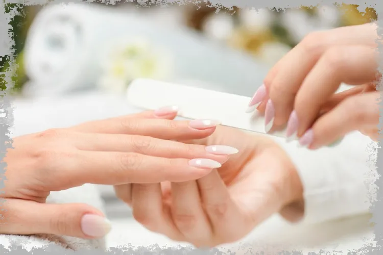 Modna manikura 2020: Rosé Nails. Provjerite kako postići ovaj učinak!