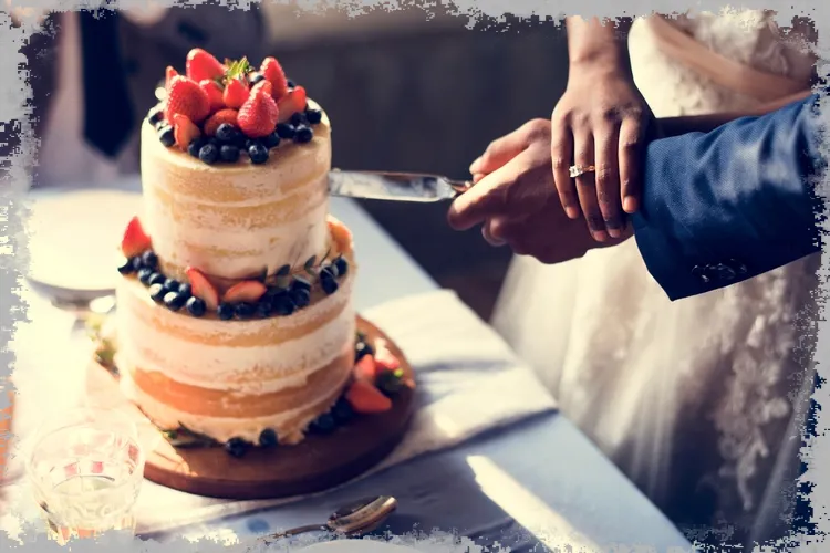 Декорации за сватбена торта. Забавно или романтично? Ето нашите идеи!