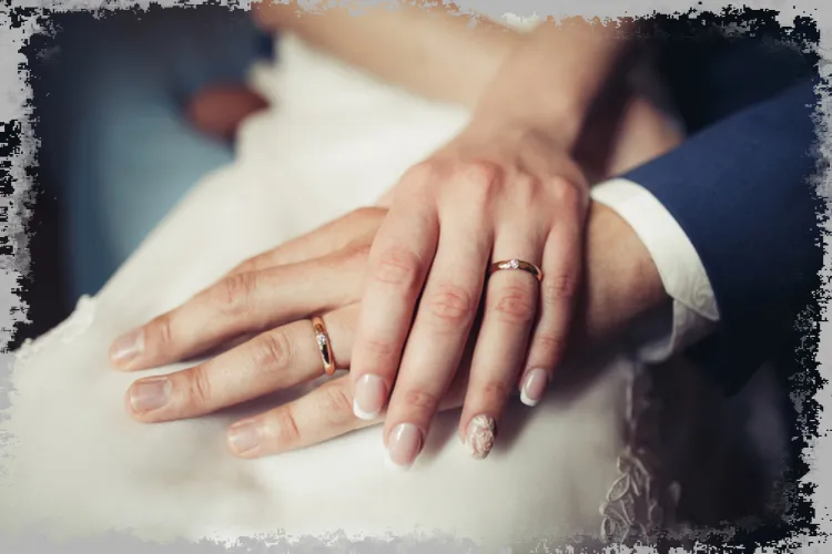 Poročni prstani: velikost, izbira, slog, cene